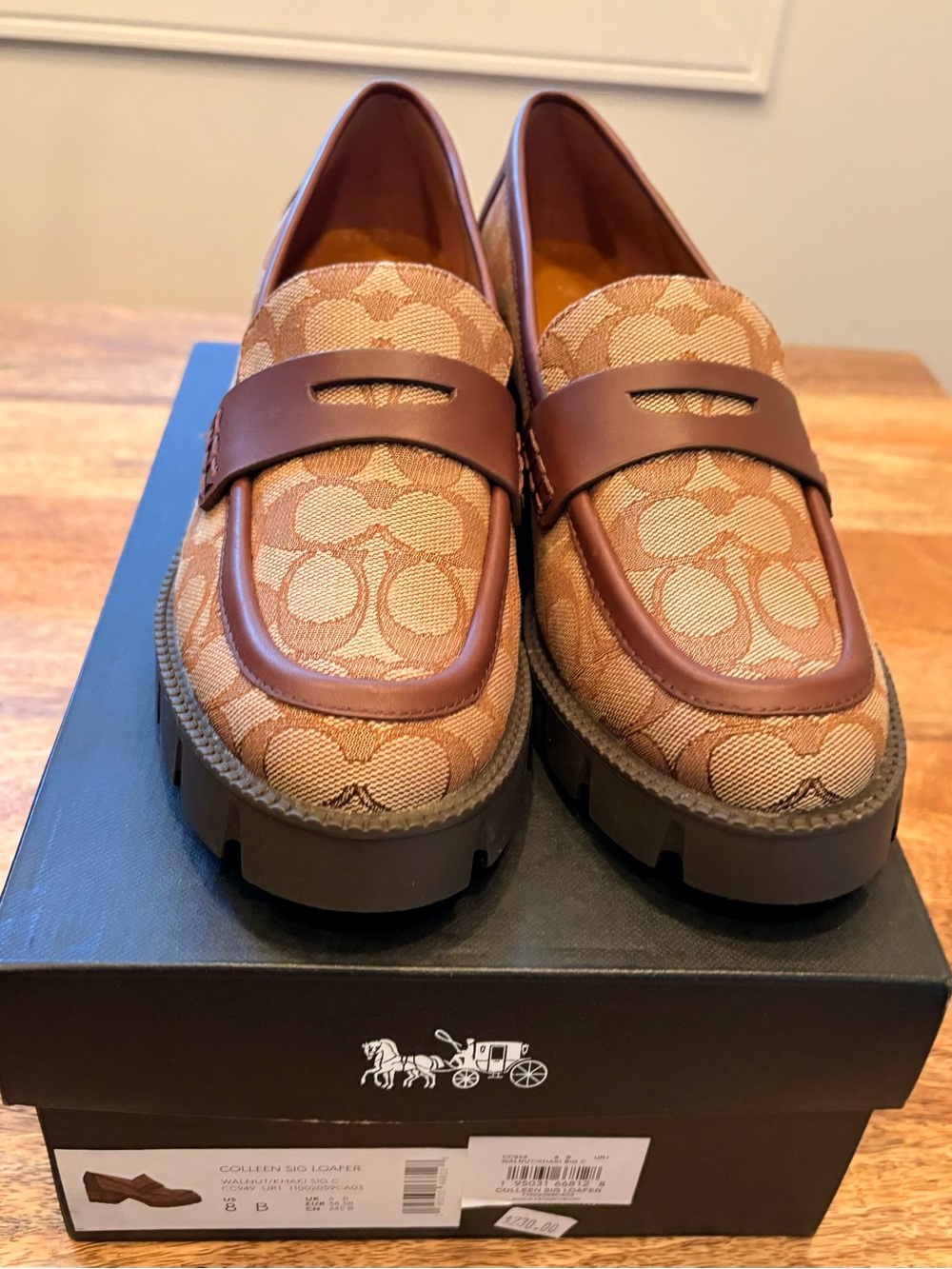 Coach Colleen Sig Loafer Sz 8 - New in Box
